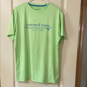Vineyard Vines Men's Light Green Tee Size Small